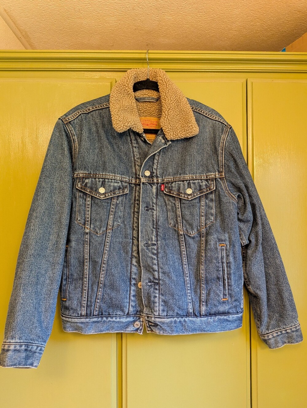Levi's Men's Blue Denim Sherpa Jacket